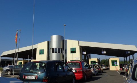 Miratohet vendimi: Ngrihen pika te perbashketa kufitare me Maqedonine